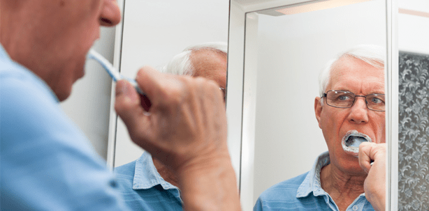 Rentner löst Großeinsatz mit Zähneputzen aus