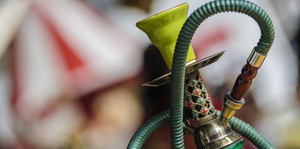 Zahnfleischbluten und Kopfschmerzen: E-Shishas sind nicht harmlos