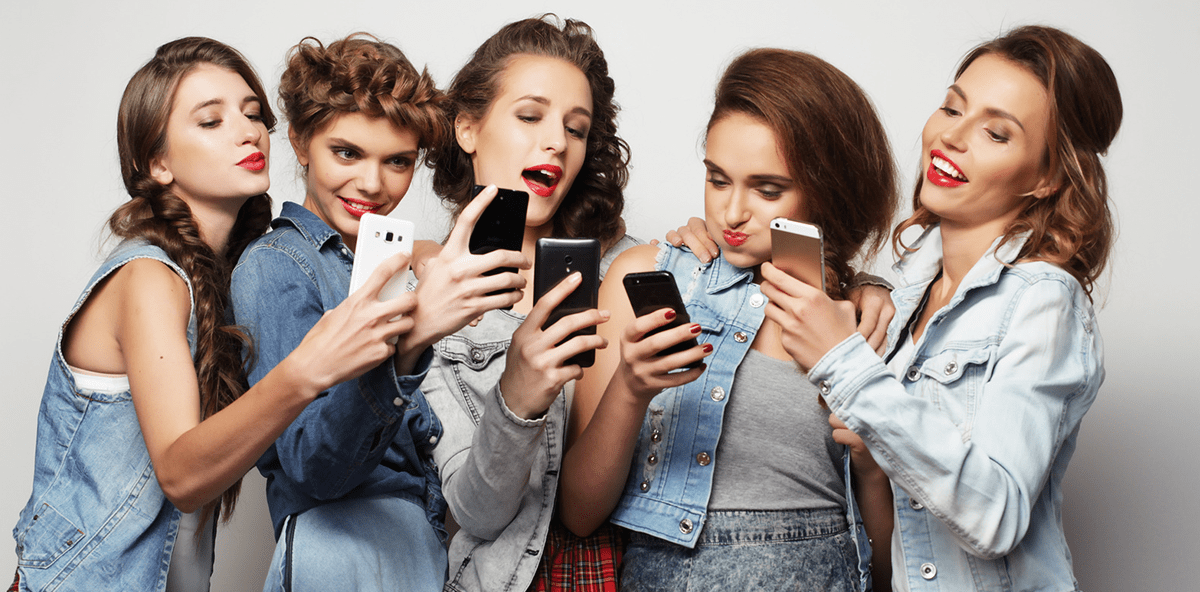 Studie zeigt: Smartphones sind Gesprächskiller