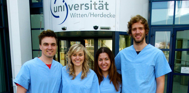 Zahnmedizin-Studierende helfen in Myanmar