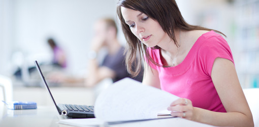 Erfolgreich gestartet: Studiengang „Ästhetische Gesichtschirurgie“