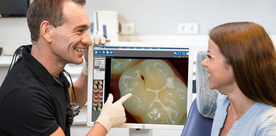 Gezielte Patientenberatung mit einer Intraoralkamera