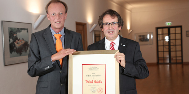 Prof. Dr. Stefan Zimmer mit Tholuck-Medaille ausgezeichnet