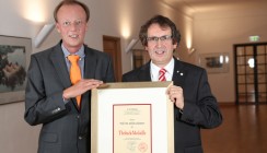 Prof. Dr. Stefan Zimmer mit Tholuck-Medaille ausgezeichnet