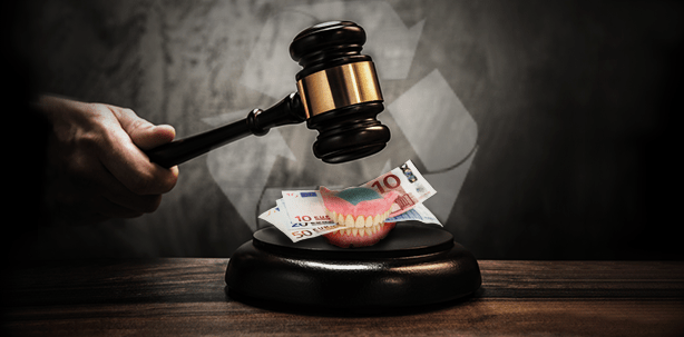 Recycelte Prothese: Zahnarzt wehrt sich vor Gericht