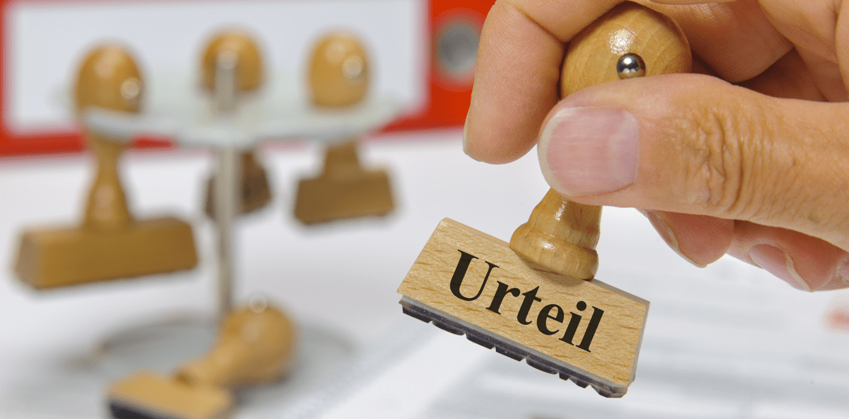 Zahnärztin haftet für Titelvergabe durch Dritte