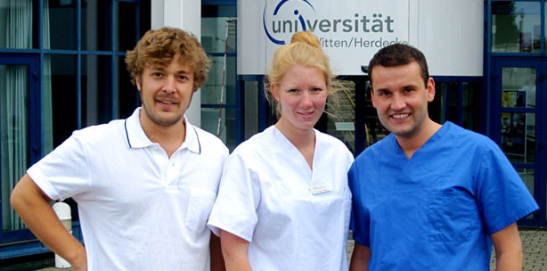 Uni Witten/ Herdecke: Zahnis helfen wieder in Myanmar