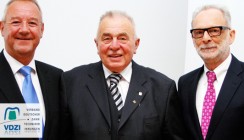 Goldene Ehrennadel für Josef Wagner