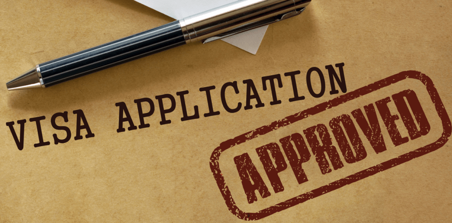 Mit falschem Attest nach Deutschland: Kieferchirurg als Schleuser