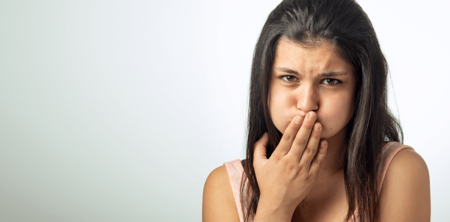 Weiße Zähne: Hausmittel zum (Nicht-)Empfehlen