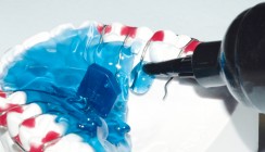Wunschkunststoff für Wunschzahnspangen