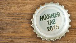 Gebiss als Flaschenöffner: Mann öffnet 66 Bierflaschen mit den Zähnen