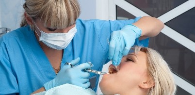 Wurzelkanäle adhäsiv und dauerhaft füllen