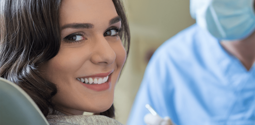 Kontrolle beim Kieferorthopäden ersetzt nicht Vorsorge beim Zahnarzt