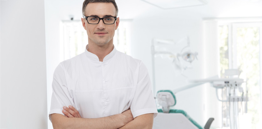 Herzinfarkt in Praxis: Zahnarzt rettet Patient das Leben