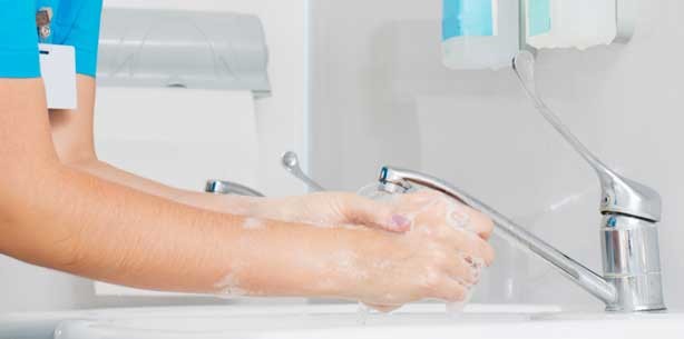 Dreckige Zahnarztpraxis: Tausende Patienten müssen zum Virus-Test