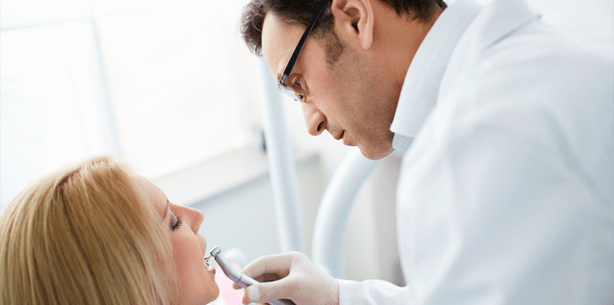 Mangelnde Vertrauenswürdigkeit: Luzerner Zahnarzt ist Zulassung los