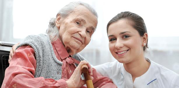 Zahnarzt kann Patienten mit Pflegestufe zuhause aufsuchen