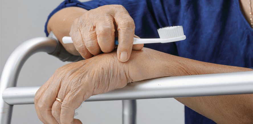 Immer mehr sächsische Zahnärzte besuchen Pflegeheime