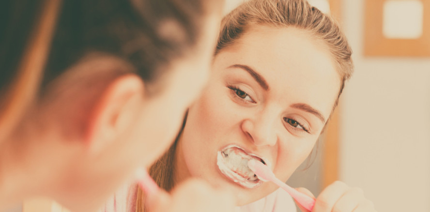 Wie Zähneputzen einen Herzinfarkt verhindern kann