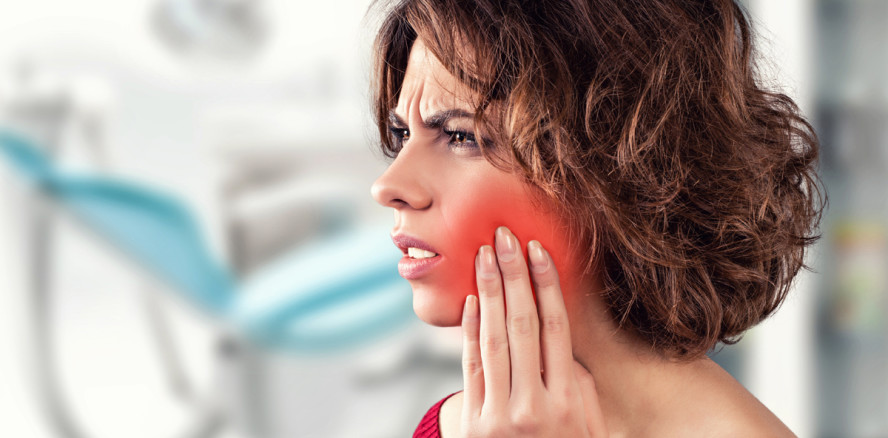 Chronische Schmerzen durch Zahnimplantate?