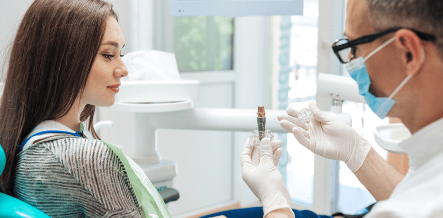 Jeder Zweite braucht heute Zahnersatz