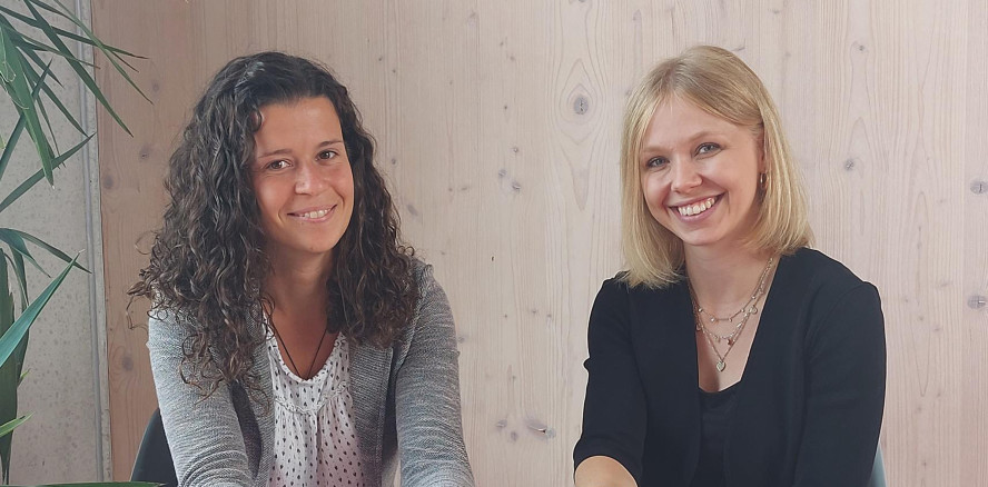 Freude über Verstärkung: Kreative Frauenpower im AERA-Marketing