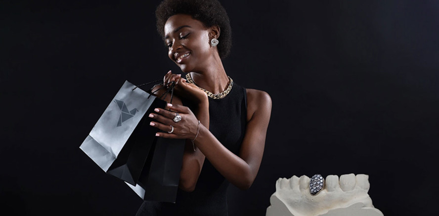 Extravaganter Zahnschmuck: Grillz aus Gold im Faktencheck