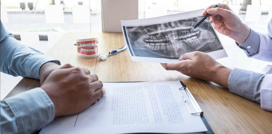 Teleskopprothesen: German Crowns – eine zeitlose Alternative