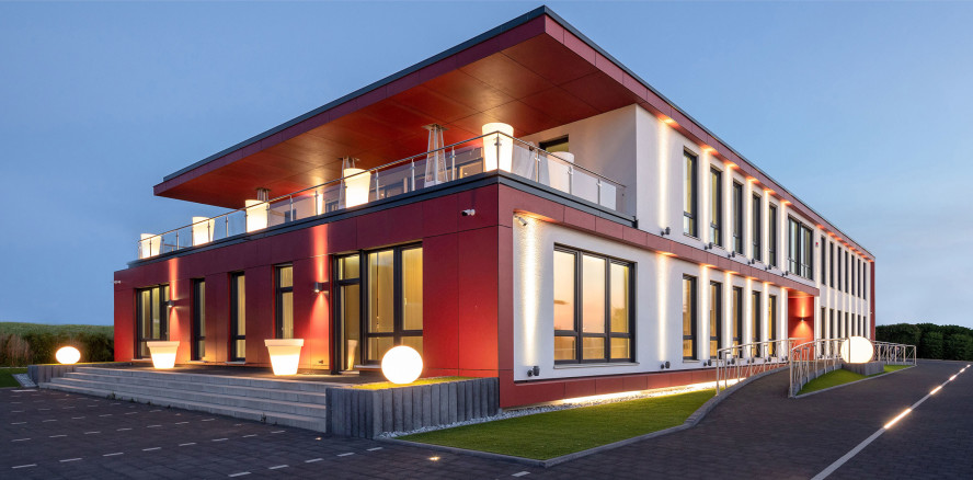 14 Stunden Live OPs – das neue Implantologie Fortbildungskonzept