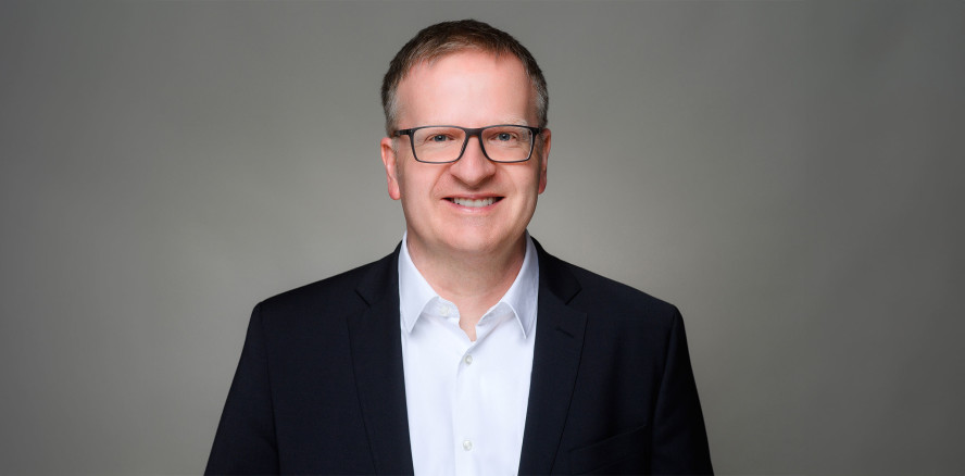 CompuGroup Medical gewinnt Digitalisierungsexperten Ulf Hönick