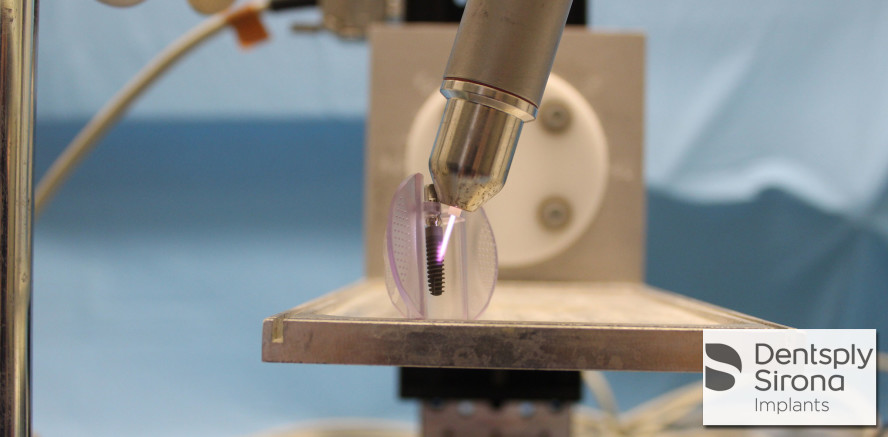 Dentsply Sirona Implants und Instruments unterstützen PeriPLas