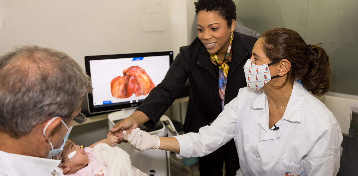 Guinness Weltrekordversuch von Smile Train und Dentsply Sirona
