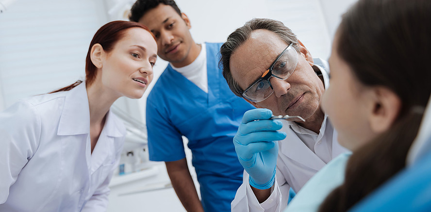 Ausbildung sichert die Zukunft der Zahnmedizin