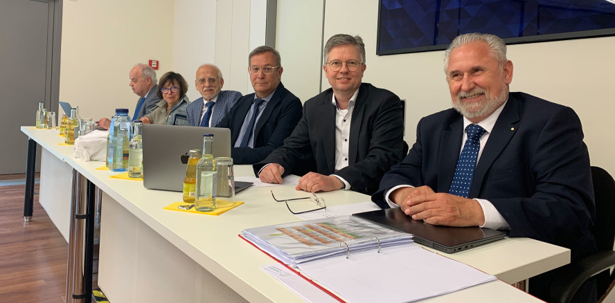 Der BDIZ EDI reagiert auf politische Rahmenbedingungen