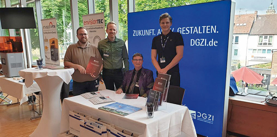 Implantatprothetik 2.0: DGZI erfolgreich auf ADT-Tagung