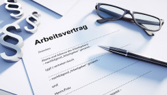 Müssen jetzt alle Arbeitsverträge geändert werden?