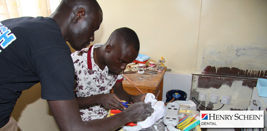 Dentists for Africa eröffnen „Dental Depot“ in Kenia