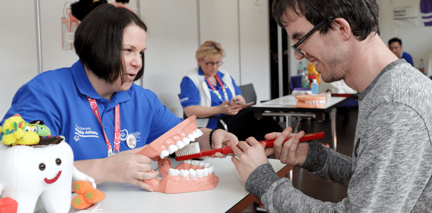 Henry Schein verlängert die Partnerschaft mit Special Olympics