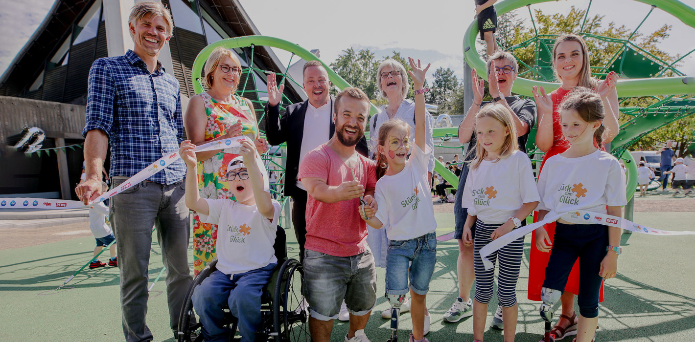 P&G, REWE & Aktion Mensch eröffnen neuen inklusiven Spielplatz