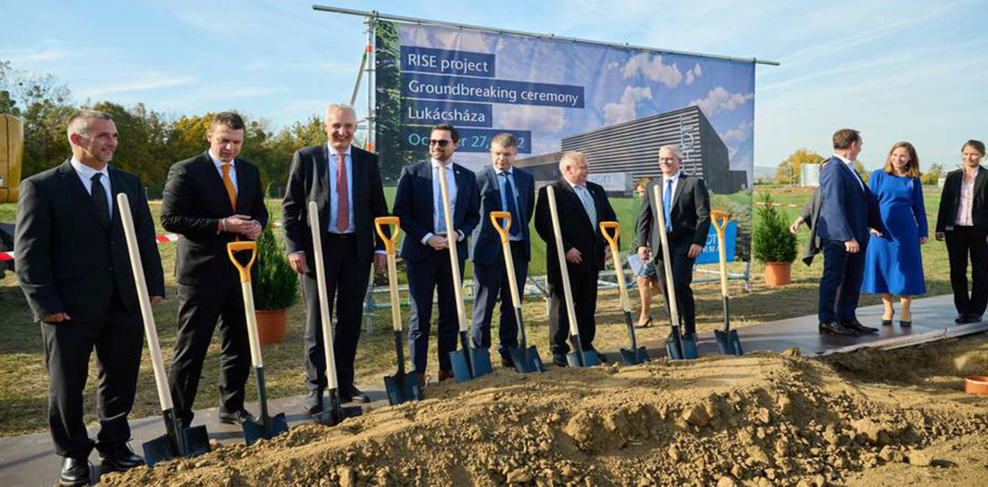 SCHOTT: Spatenstich für neue Produktionsstätte in Ungarn