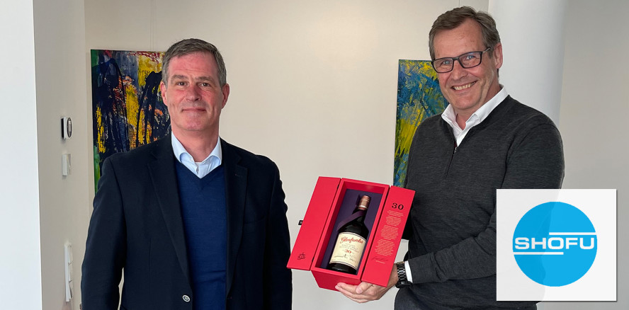 ZTM Ingo Scholten – 30 Jahre betriebszugehörigkeit bei SHOFU Dental