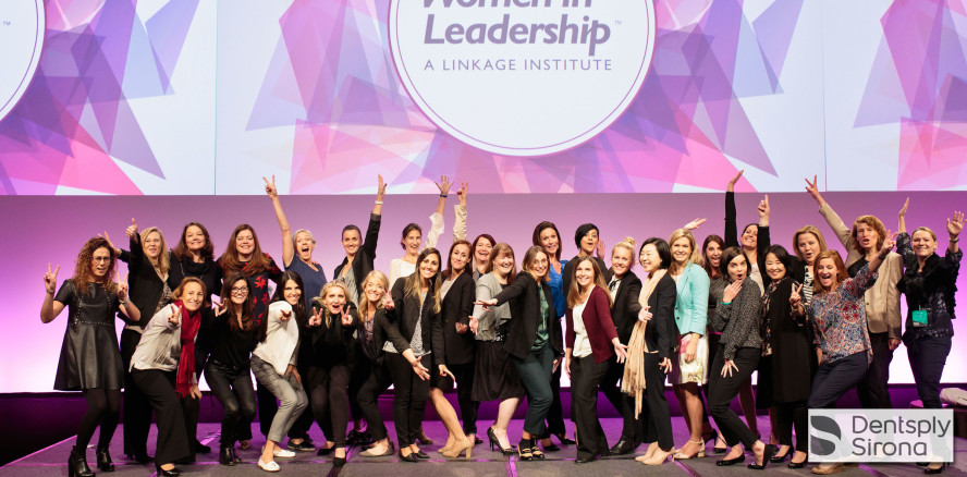 Dentsply Sirona stärkt die Rolle von Frauen in der Zahnmedizin