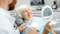 Zahnerhaltung versus Zahnersatz und Implantate