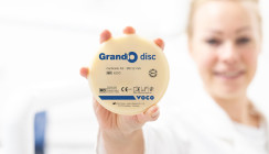 Ganz nah am natürlichen Zahn: Grandio disc multicolor