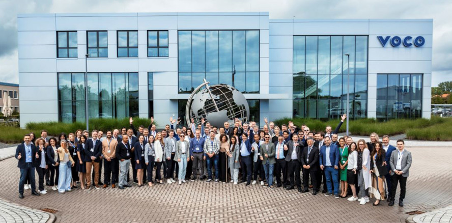 Internationale Elite der Dentalbranche zum Dialog bei VOCO