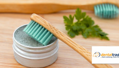 Bio, vegan, fair – So geht alternative Zahnpflege heute