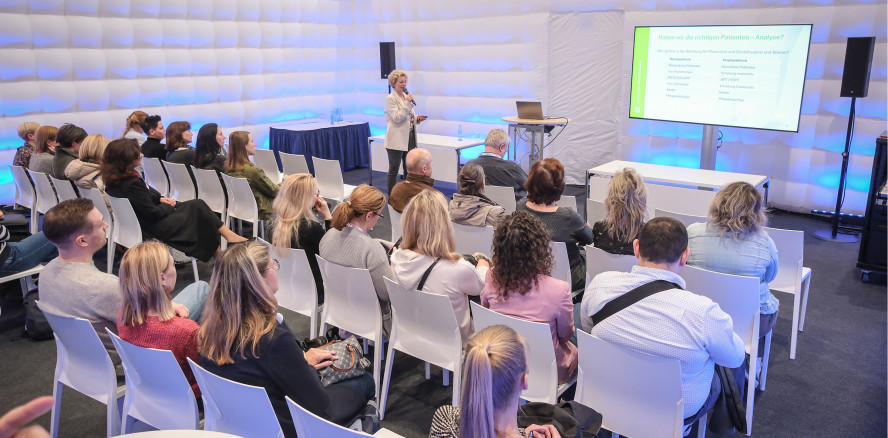 infotage FACHDENTAL Leipzig mit starkem Programm