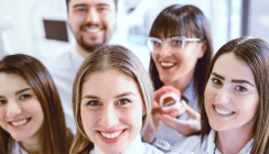Erfolgreiche Praxis trotz Personalmangel durch innovative Systeme