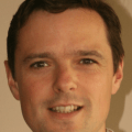Dr. Lieven Renier